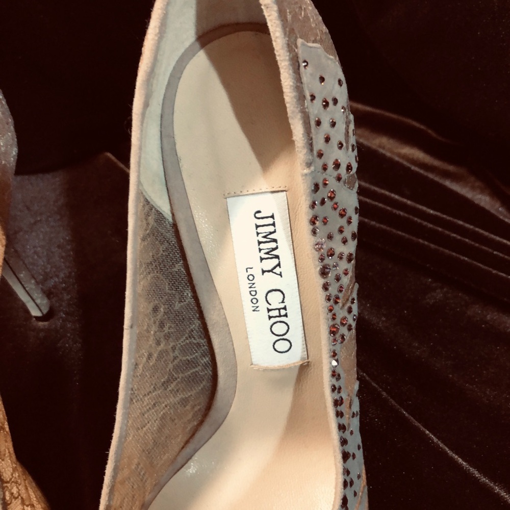 Jimmy Choo Women's Taupe Lace Pointed-Toe Pumps - Picture 2 of 14